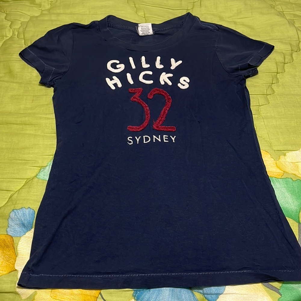 Gilly Hicks women T Shirt